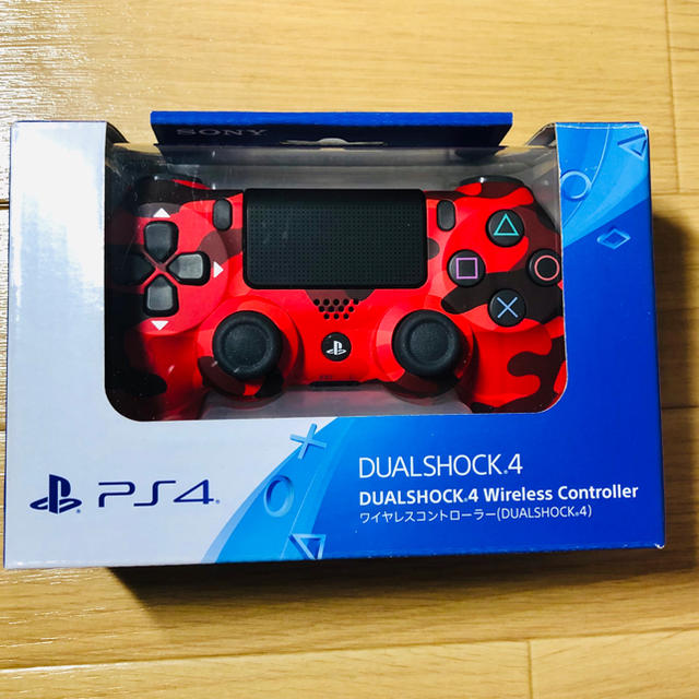 SONY(ソニー)の純正品 PS4 コントローラー DUALSHOCK4 レッドカモフラージュ エンタメ/ホビーのゲームソフト/ゲーム機本体(その他)の商品写真