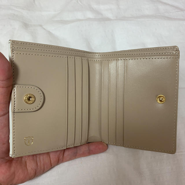 TOPKAPI(トプカピ)のトプカピ　二つ折り財布　　レザー　ホワイト メンズのファッション小物(折り財布)の商品写真