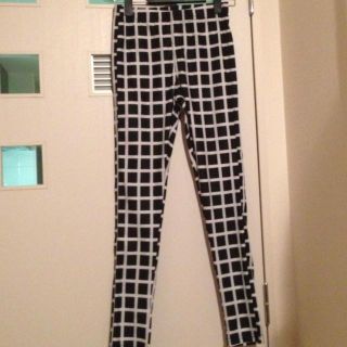 新品 格子チェックレギンスパンツ(レギンス/スパッツ)