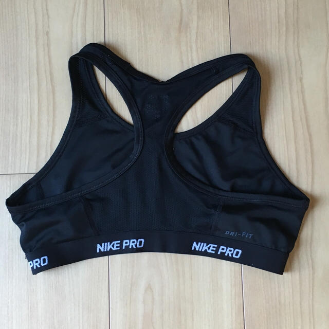 NIKE(ナイキ)のNIKE PRO ブラトップ キッズ/ベビー/マタニティのキッズ服女の子用(90cm~)(その他)の商品写真