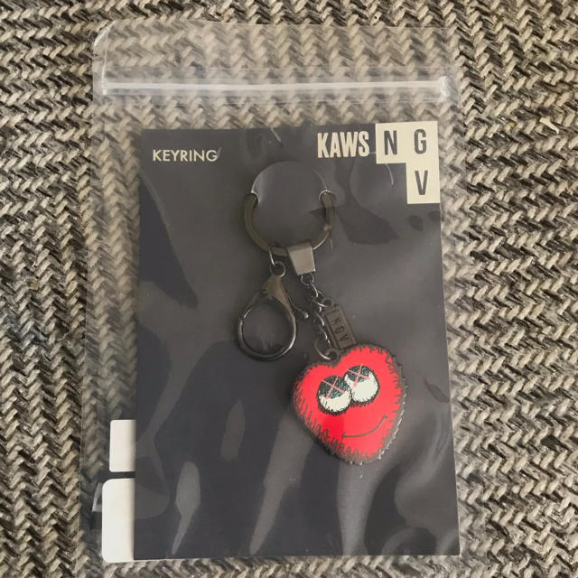 KAWS キーリング ハート 新品未使用 WaJ4GIzFJE - www.angoeauchamber.com