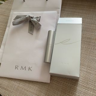 アールエムケー(RMK)のRMK  グロースティックファンデーション　美品(ファンデーション)