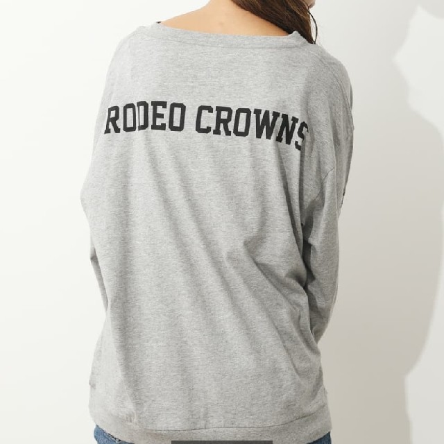 RODEO CROWNS WIDE BOWL(ロデオクラウンズワイドボウル)の新作グレー Champion×RODEOCROWNS最新コラボ♪ロンT特別価格！ レディースのトップス(Tシャツ(長袖/七分))の商品写真