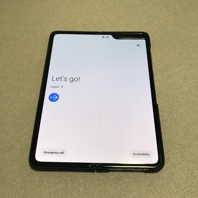 Samsung Galaxy Fold 4G SIMフリー 海外版スマートフォン本体