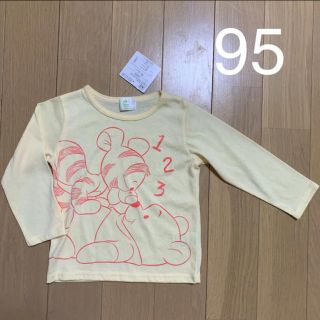 ディズニー(Disney)のDisney プーさん　長袖(Tシャツ/カットソー)