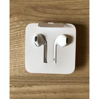 アップル(Apple)の【めいぼ様専用】iPhone イヤホン　正規品(ヘッドフォン/イヤフォン)