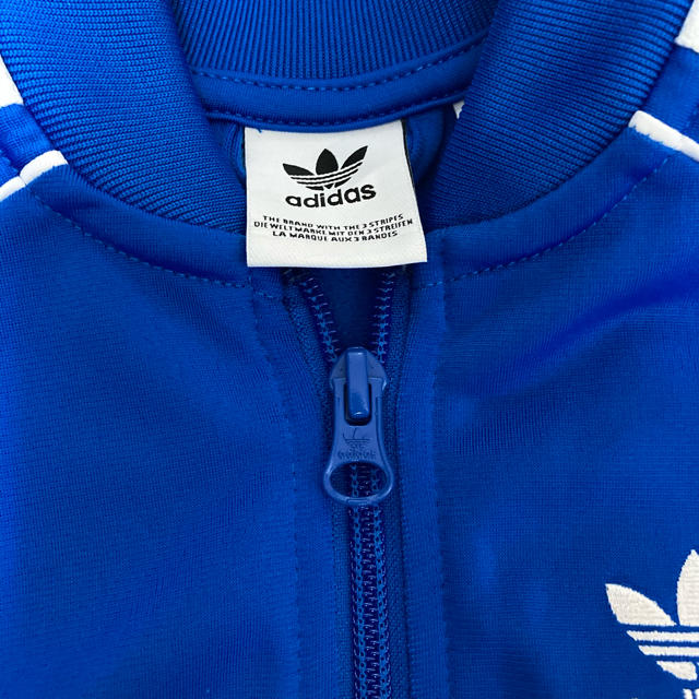 adidas(アディダス)のadidas オリジナルス キッズ トラックスーツセットアップ キッズ/ベビー/マタニティのキッズ服男の子用(90cm~)(その他)の商品写真