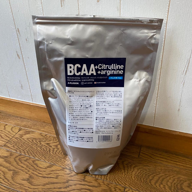 【おまけ付き】エクスプロージョン BCAA X-PLOSION 食品/飲料/酒の健康食品(アミノ酸)の商品写真