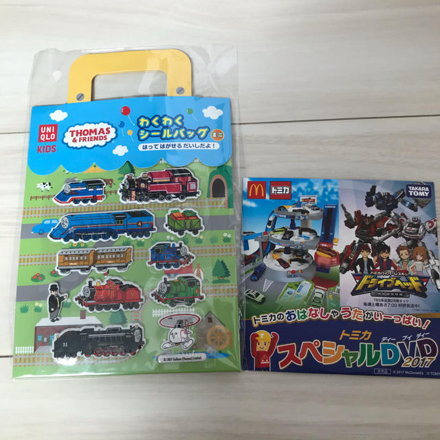 Takara Tomy(タカラトミー)のラスト新品・限定トミカスペシャルDVD・トーマスシールサービス エンタメ/ホビーのDVD/ブルーレイ(キッズ/ファミリー)の商品写真