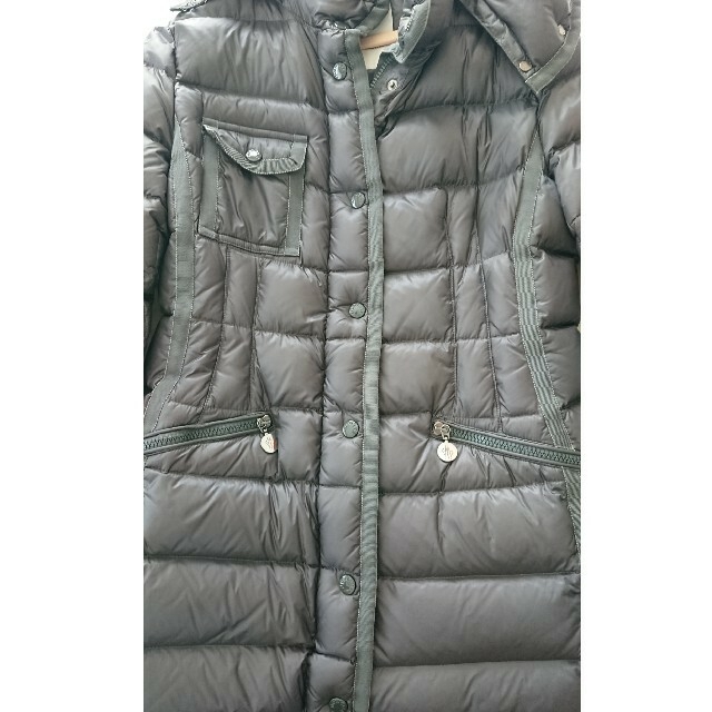 MONCLER(モンクレール)のMONCLER HERMINE グレー size1 レディースのジャケット/アウター(ダウンコート)の商品写真