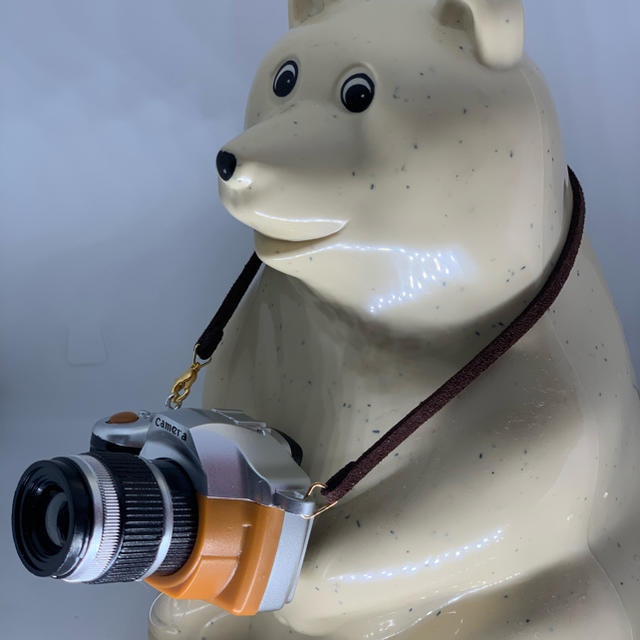 ミニチュアカメラ（茶） ハンドメイドのおもちゃ(ミニチュア)の商品写真
