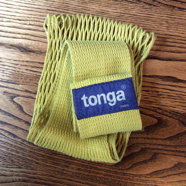 tonga(トンガ)のトンガ M キッズ/ベビー/マタニティの外出/移動用品(スリング)の商品写真