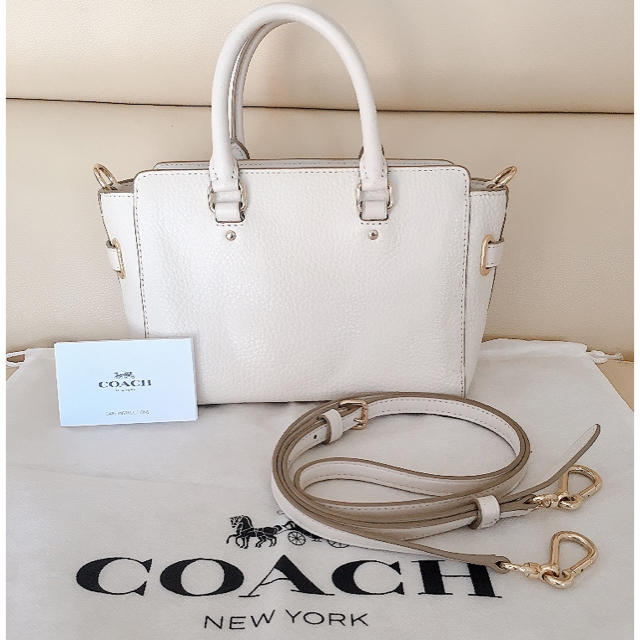 COACH(コーチ)の美品 スワッガー コーチ ハンドバック ショルダーバック coach レディースのバッグ(ハンドバッグ)の商品写真