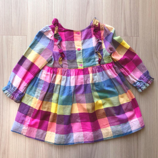 GAP Kids(ギャップキッズ)のGAP チェックワンピース　90cm（18-24M） キッズ/ベビー/マタニティのキッズ服女の子用(90cm~)(ワンピース)の商品写真