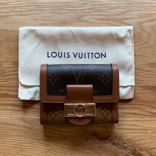 LOUIS VUITTON(ルイヴィトン)のLOUIS VUITTON ポルトフォイユ･ドーフィーヌ コンパクト  レディースのファッション小物(財布)の商品写真