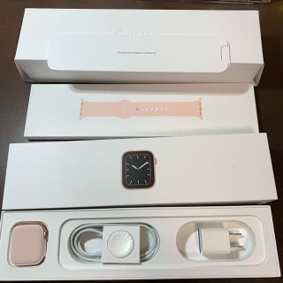 アップル(Apple)のApple Watch‎ series5 gold 40mm 即購入可能(腕時計(デジタル))