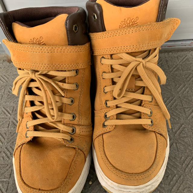 Timberland(ティンバーランド)のtimberland レディース  靴　23.5cm レディースの靴/シューズ(スニーカー)の商品写真