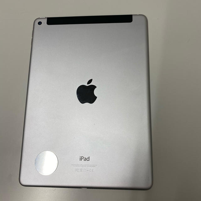 iPad Air2　32GB セルラー