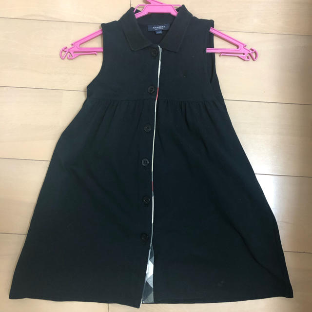 BURBERRY(バーバリー)のバーバリー　ワンピース　黒　110サイズ キッズ/ベビー/マタニティのキッズ服女の子用(90cm~)(ワンピース)の商品写真