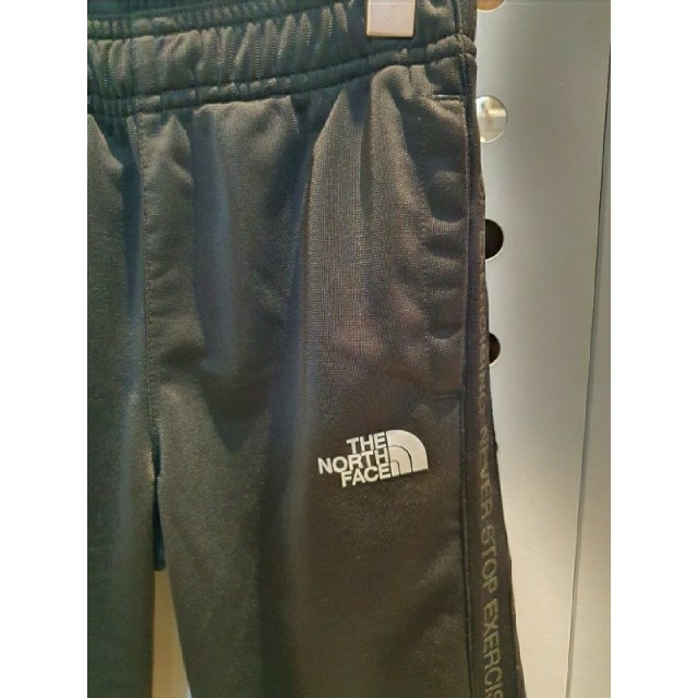 THE NORTH FACE(ザノースフェイス)のTHE NORTH FACE　ノースフェイス キッズ ジャージ 上下  130 キッズ/ベビー/マタニティのキッズ服男の子用(90cm~)(その他)の商品写真