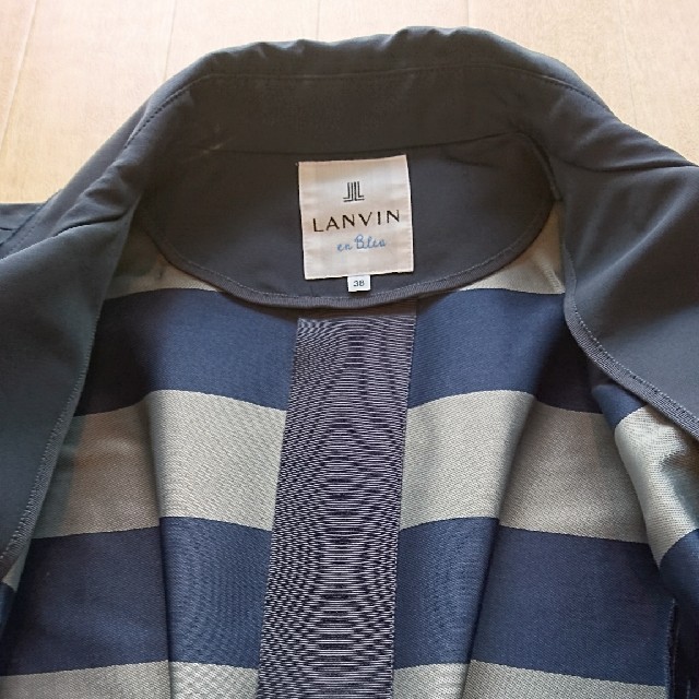 LANVIN en Bleu(ランバンオンブルー)のアンティーク7138様 専用 LANVIN on blue  コート  レディースのジャケット/アウター(トレンチコート)の商品写真