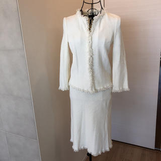 エポカ(EPOCA)の極美品　エポカ    ノーカラー　ツイード　スーツ　ホワイト(スーツ)