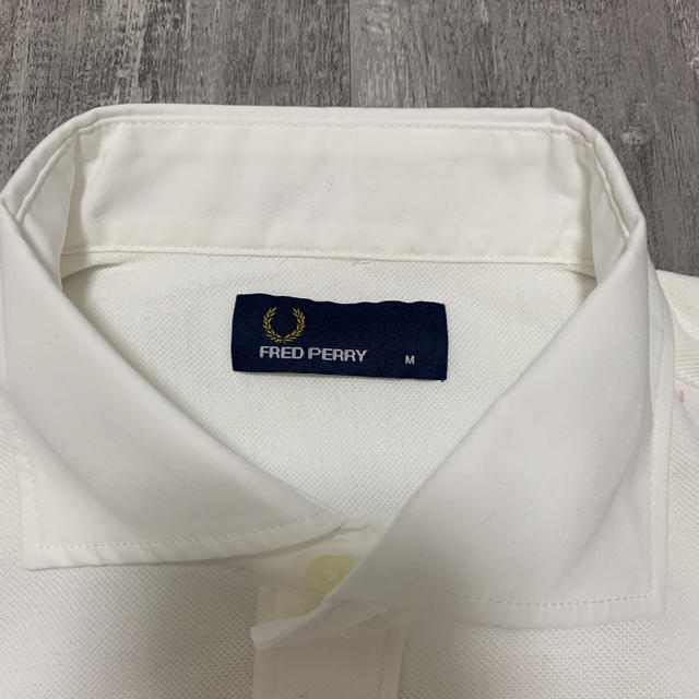 FRED PERRY(フレッドペリー)のフレッドペリー　カッターシャツ メンズのトップス(Tシャツ/カットソー(半袖/袖なし))の商品写真