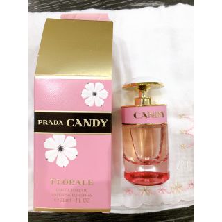 プラダ(PRADA)のプラダ　キャンディフロラーレ(香水(女性用))