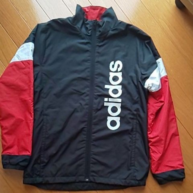 adidas(アディダス)のアディダス ジャケット ウインドブレーカー 150 キッズ/ベビー/マタニティのキッズ服男の子用(90cm~)(ジャケット/上着)の商品写真