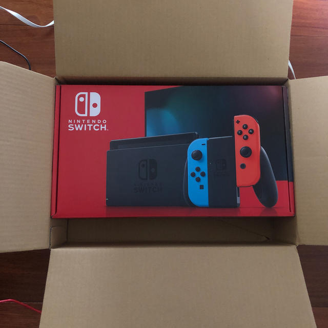 新品未開封 Switch任天堂スイッチ本体ネオンブルーレッド ニンテンドウ