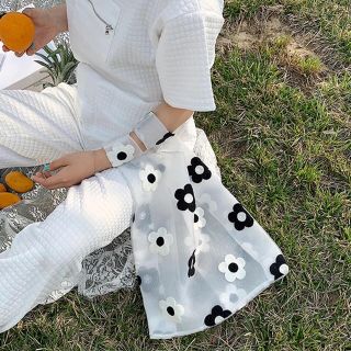 ザラ(ZARA)の【新着】韓国　シースルーバッグ　トートバッグ  エコバッグ　シースルー　花柄(トートバッグ)