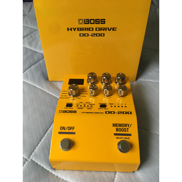 BOSS OD-200 HYBRID DRIVEギター