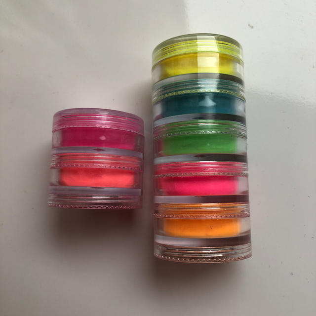 ミラージュ　カラーパウダー7色　ネイル用品 コスメ/美容のネイル(ネイル用品)の商品写真