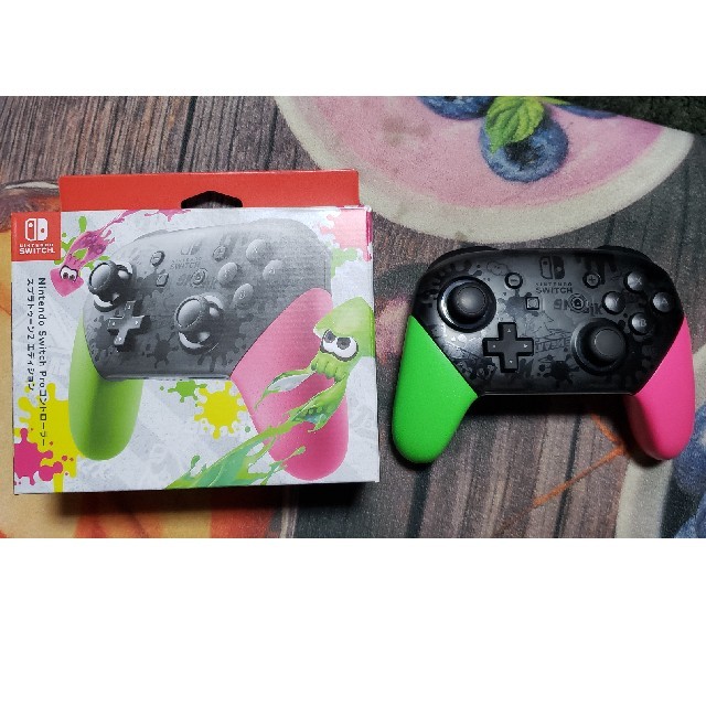 ニンテンドースイッチ プロコン スプラトゥーン2