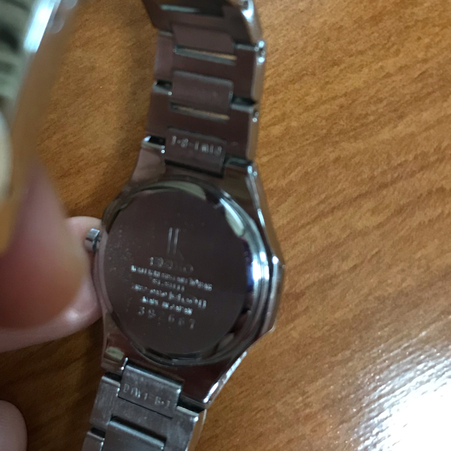 SEIKO(セイコー)のSEIKO  LUKIA デイト表示　文字盤水色　　クォーツ　稼働中　 レディースのファッション小物(腕時計)の商品写真