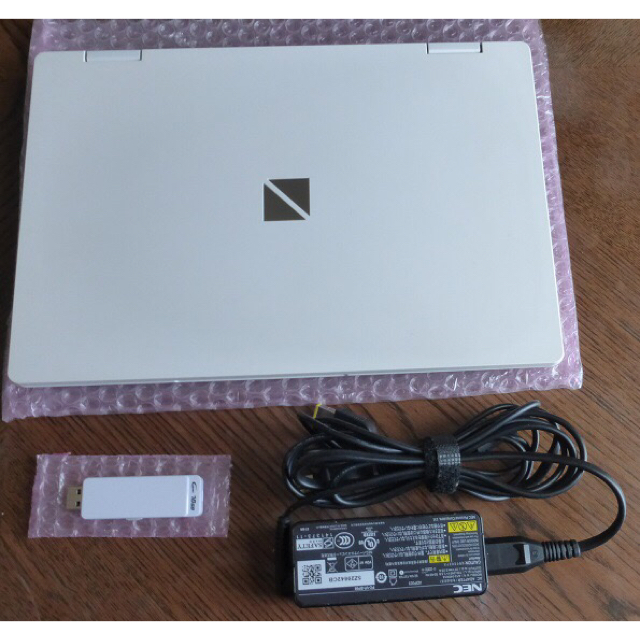 NEC(エヌイーシー)の☆ NEC ノートパソコン PC-NM150KAW☆ スマホ/家電/カメラのPC/タブレット(ノートPC)の商品写真