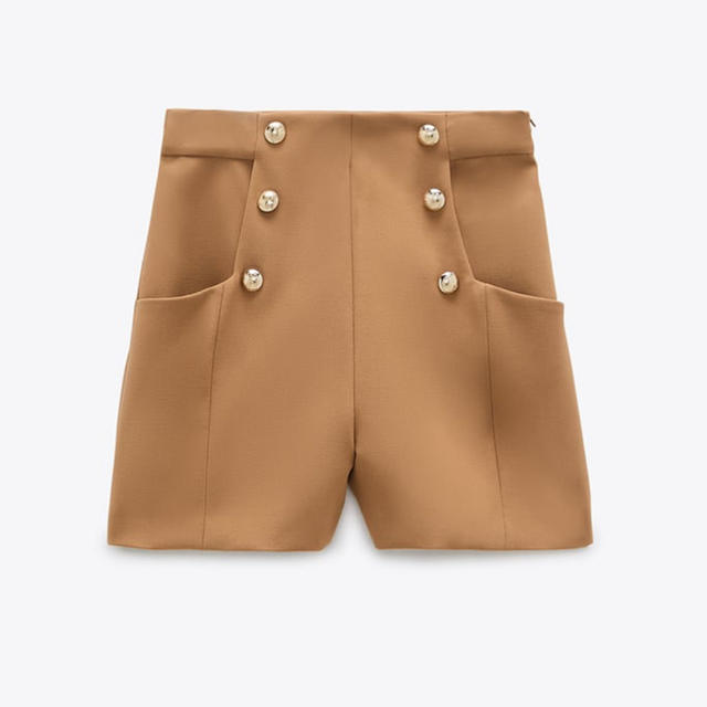 ZARA ボタン付きバミューダパンツ