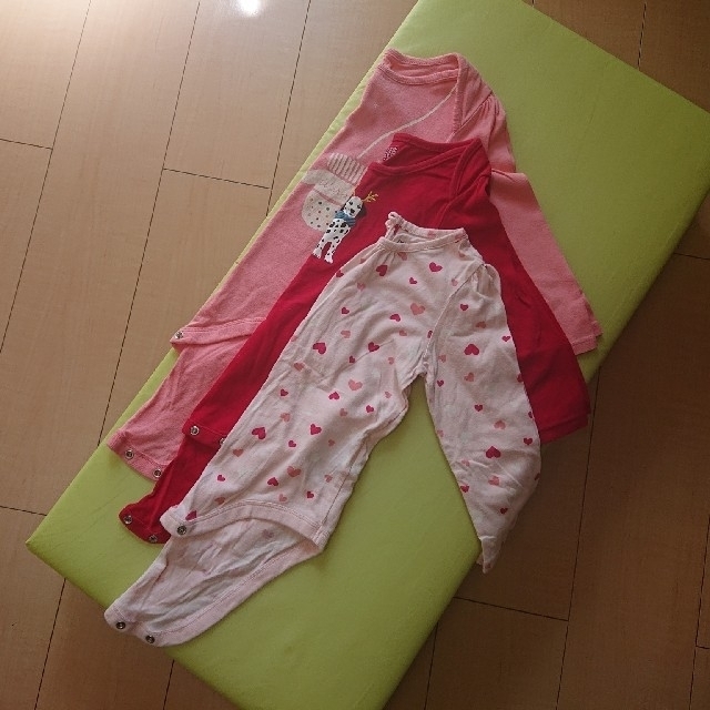 babyGAP(ベビーギャップ)の長袖  肌着  サイズ90  3枚セット キッズ/ベビー/マタニティのキッズ服女の子用(90cm~)(下着)の商品写真