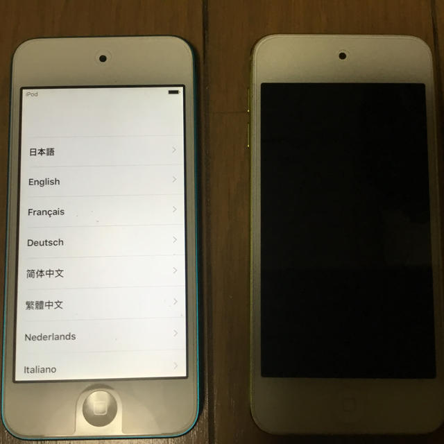 I pod touch 5世代　各々64GB   ブルー.ライムイエロー