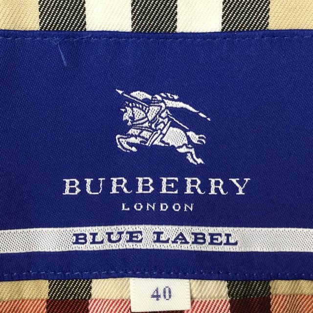 BURBERRY BLUE LABEL(バーバリーブルーレーベル)のバーバリーブルーレーベル トレンチコート レディースのジャケット/アウター(トレンチコート)の商品写真