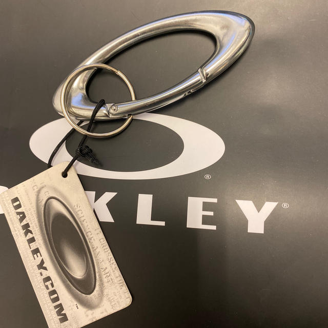 Oakley - 【新品】オークリー カラビナの通販 by shop Oakley - 【新品】オークリー カラビナの通販 by shop
