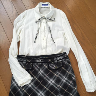 バーバリー(BURBERRY)のバーバリーのシャツとスカート(シャツ/ブラウス(長袖/七分))