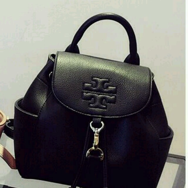 Tory Burch - トリーバーチ ミニリュックサック黒の通販 by ♡チー♡'s