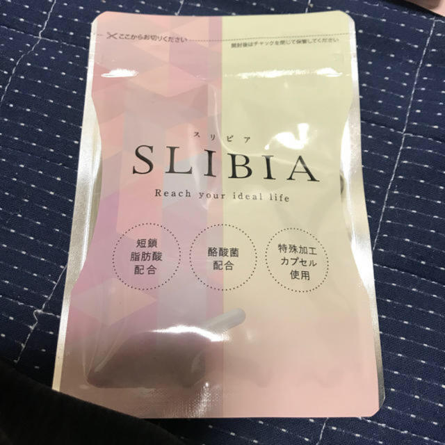 スリビア　SLIBIA 30粒入り　新品未開封 コスメ/美容のダイエット(ダイエット食品)の商品写真