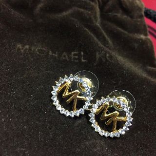 マイケルコース(Michael Kors)のマイケルコース ピアス ゴールド(ピアス)