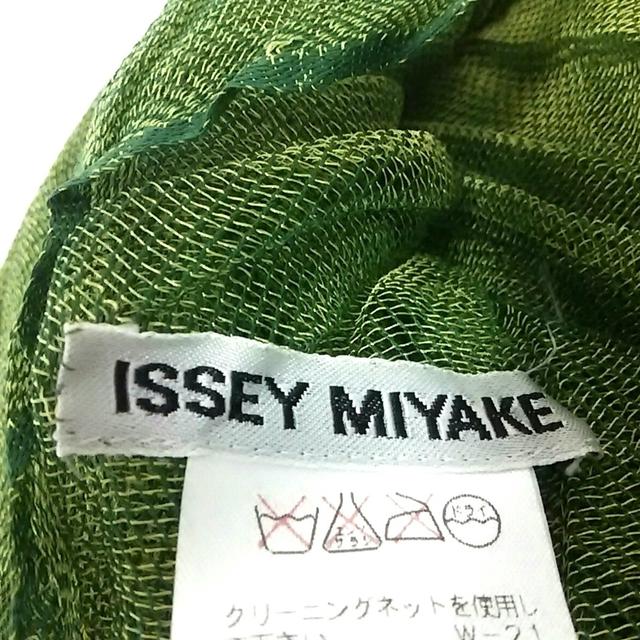 ISSEY MIYAKE(イッセイミヤケ)のイッセイミヤケ ストール(ショール)美品  レディースのファッション小物(マフラー/ショール)の商品写真