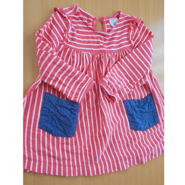 babyGAP(ベビーギャップ)の子ども服 女の子 babyGAP サイズ70 キッズ/ベビー/マタニティのベビー服(~85cm)(その他)の商品写真