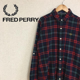 フレッドペリー(FRED PERRY)のFREDPERRY チェックシャツ　長袖　レディース　赤　緑　ワンピース(シャツ/ブラウス(長袖/七分))