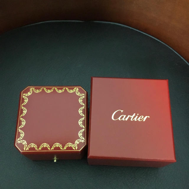 Cartier(カルティエ)のカルティエ　空箱　リングケース レディースのファッション小物(その他)の商品写真