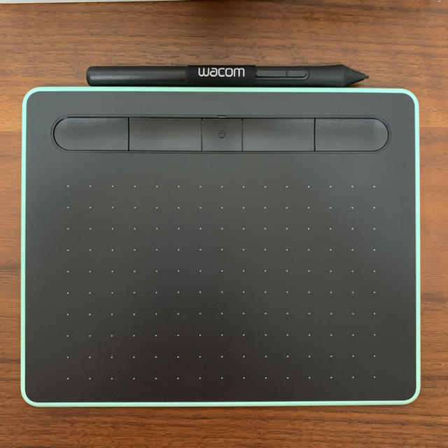 Wacom(ワコム)のワコム ペンタブ Intuos フェルト芯おまけ付き スマホ/家電/カメラのPC/タブレット(PC周辺機器)の商品写真